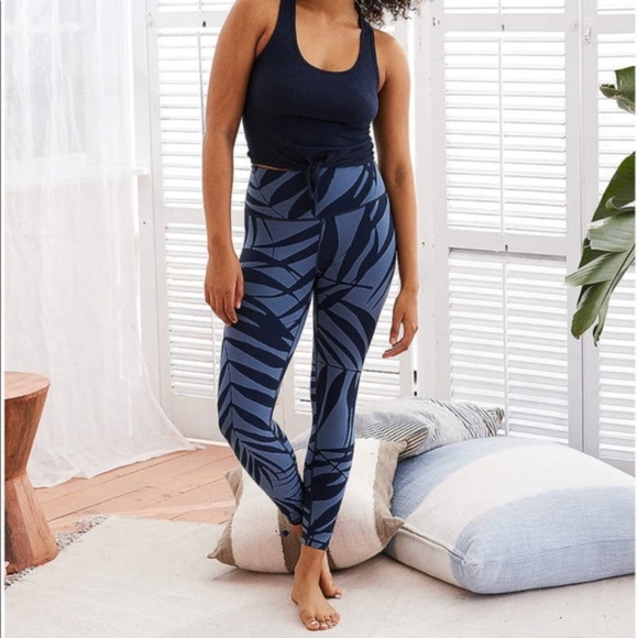 aerie Pants - Aerie 7/8 Legging Crop High Waisted Blue Palm Leaf